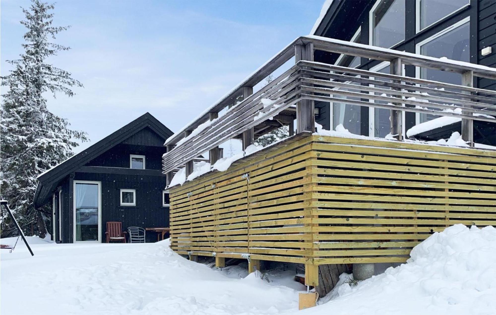 Amazing Home In Sjusjoen With Kitchen Экстерьер фото